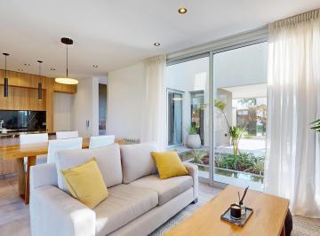 Casa · 169m² · 5 Ambientes · 2 Cocheras · Casa en Venta en La Plata Gorina 3 Dorm. Terraza