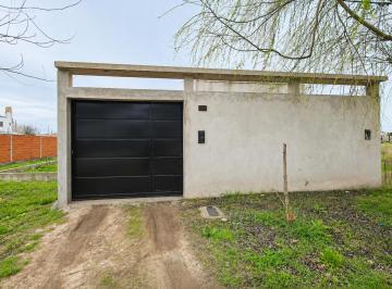 Casa · 60m² · 3 Ambientes · Venta de PH Dos Dorm., Los Hornos