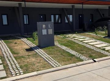 PH · 142m² · 5 Ambientes · 2 Cocheras · Venta Duplex en Campos de Manantiales Financiacion