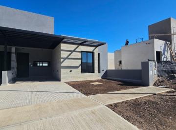 PH · 108m² · 4 Ambientes · 1 Cochera · Venta Duplex San Ignacio Village Manantiales 2