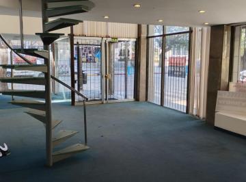 Local comercial · 368m² · 5 Ambientes · Alquiler Local Frente a Capitalinas