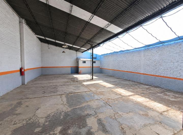 Bodega-Galpón · 190m²