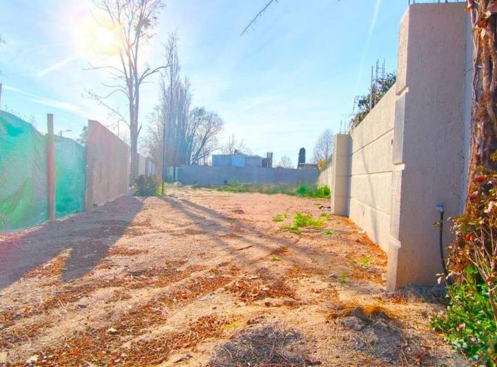 Terreno · 1050m²