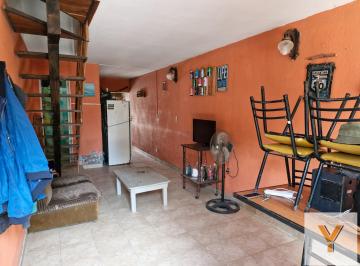 PH · 48m² · 2 Ambientes · PH en Venta - 1 Dormitorio 1 Baño - Chascomús