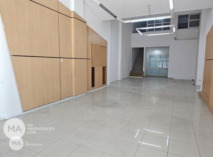 Local comercial · 184m²