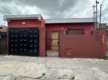 PH de 2 ambientes, Lanús · PH 2 Ambientes Al Frente en Alquiler – Monte Chingolo