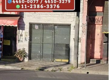 Local comercial , Tres de Febrero · Alquiler – Local Comercial Sobre Av – Caseros