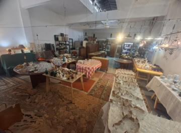Bodega-Galpón · 150m² · Galpon en Alquiler en Olivos