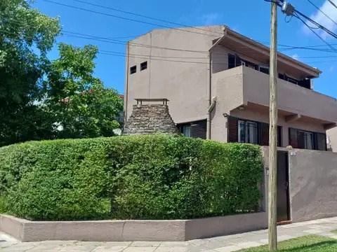 Casa · 113m² · 4 Ambientes · 1 Cochera