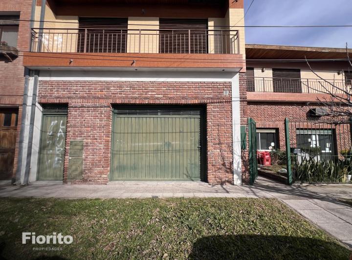 Local comercial · 217m²