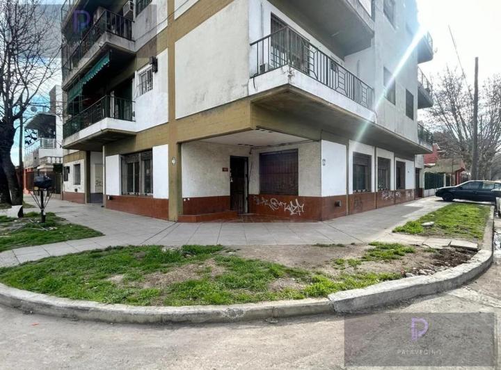 Casa · 196m² · 5 Ambientes · 2 Cocheras