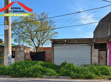 Terreno , Moreno · Lote con Mejoras Local y Vivienda en Excelente Ubicación