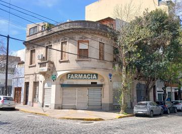 PH de 5 ambientes, Flores · Local con Vivienda Tipo PH Sin Expensas 136 m² Al Frente