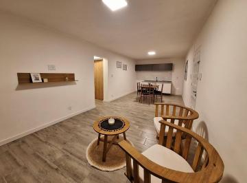 Casa · 60m² · 3 Ambientes · Excelente Interno Unico Remodelado a Nuevo