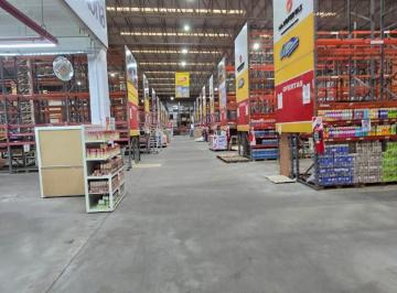 Bodega-Galpón · 3000m² · 30 Cocheras · Se Alquila Galpon Ideal Mayorista - Distribuidora