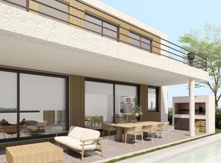 Casa · 260m² · 6 Ambientes · 2 Cocheras