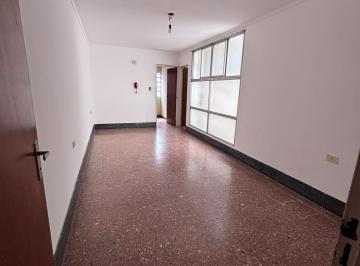 Departamento de 6 ambientes, Ciudad de Santa Fe · Dueño Alq. D. 3 Dorm. en 1ra. Junta 3330