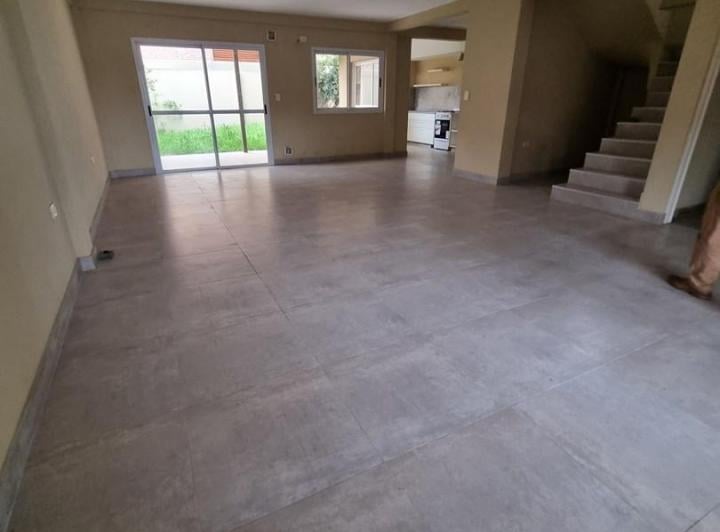 Casa · 170m² · 5 Ambientes · 1 Cochera