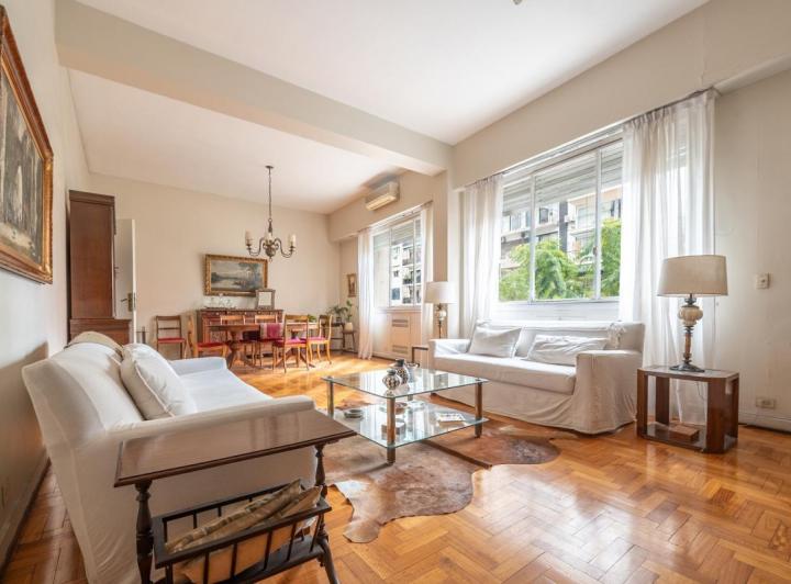 Departamento · 190m² · 5 Ambientes · 1 Cochera
