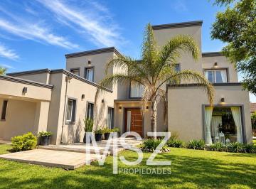 Casa · 220m² · 5 Ambientes · 2 Cocheras · Casa en Venta en La Alameda, Nordelta