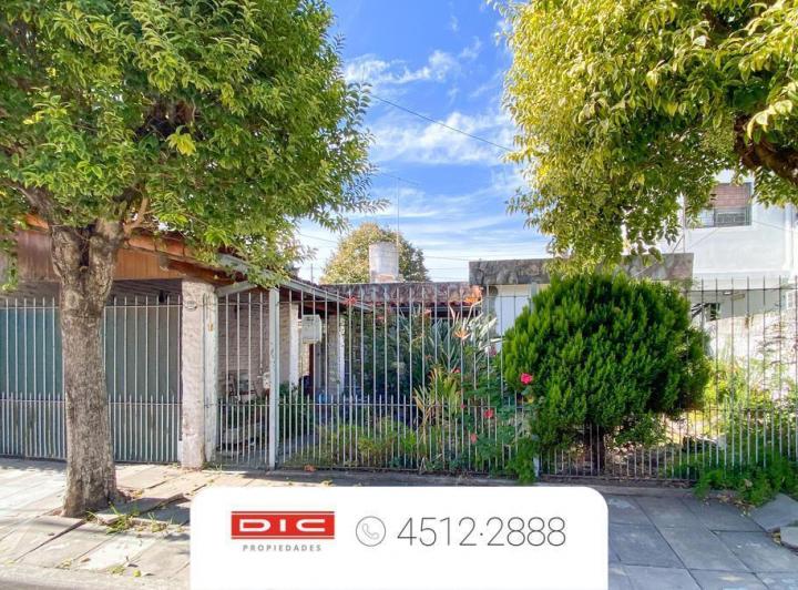 Terreno · 85m² · 3 Ambientes · 2 Cocheras