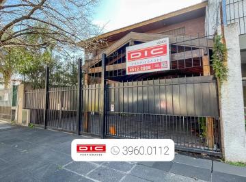 Casa · 248m² · 5 Ambientes · 2 Cocheras · Chalet 3 Dorm. Venta - Acassuso - Santa Fe/fleming
