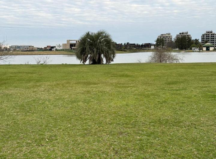 Terreno · 2500m²