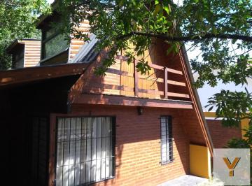 Quinta vacacional · 180m² · 8 Ambientes · Quinta en Venta - 4 Dorm. 2 Baños - Mar del Sur