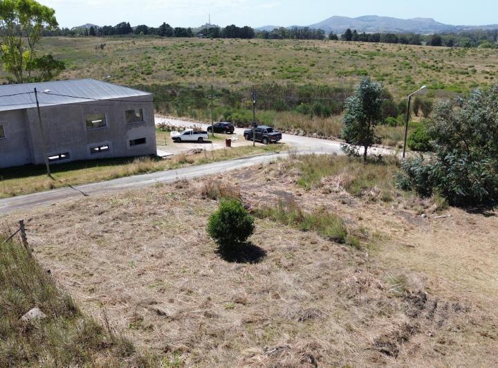 Terreno · 221m²