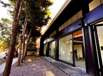 Local comercial · 71m² · Local en Manuel B Gonnet 28 Esq 495