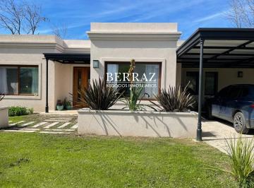 Casa · 260m² · 4 Ambientes · 2 Cocheras · Casa Alquiler 3 Dorm. Temporario Estancias del Pilar Golf Lote de 2000 m² Pilar