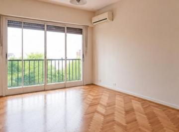 Departamento de 4 ambientes, Almagro · Amplisimo Departamento Balcon a La Calle con Dependencia