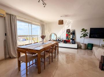 Departamento · 116m² · 5 Ambientes · 1 Cochera · Alquiler Departamento Tres Dorm. Cochera. Rosario.