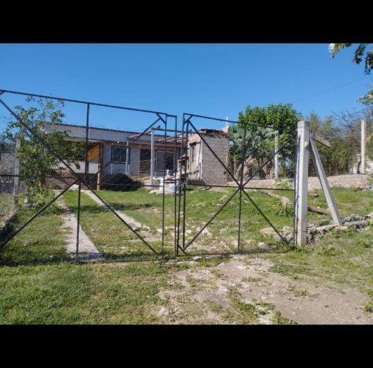 Casa · 90m² · 5 Ambientes · 1 Cochera