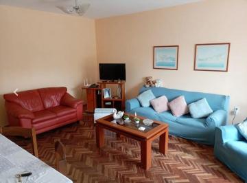 Casa · 161m² · 4 Ambientes · 2 Cocheras · Casa en Malvín