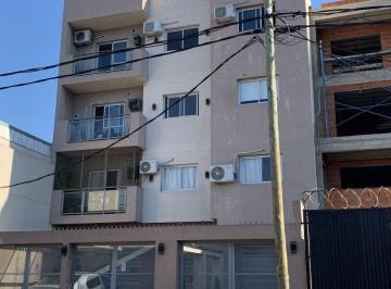 Departamento · 60m² · 3 Ambientes · 1 Cochera · Departamento en Venta en Lomas del Mirador