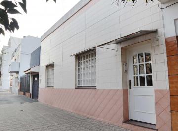 PH · 81m² · 5 Ambientes · Venta PH 5 Amb Liniers en Excelente Estado.