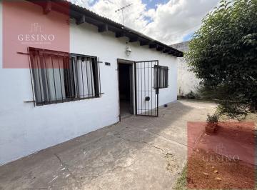 Casa · 100m² · 4 Ambientes · 2 Cocheras · Casa en Gonnet