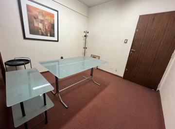 Oficina comercial de 2 ambientes, Balvanera · Oficina en Venta en Balvanera, 2 Despachos. Baño Privado.