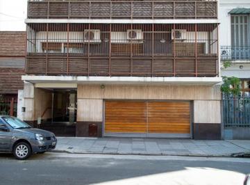 Departamento · 109m² · 4 Ambientes · Venta Semipiso 4 Ambientes con Dependencia, Al Frente y Excelente Ubicación Cerca de Av Avellaneda
