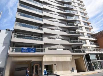 Garage · 16m² · Venta de Cochera en Calle Corrientes 200