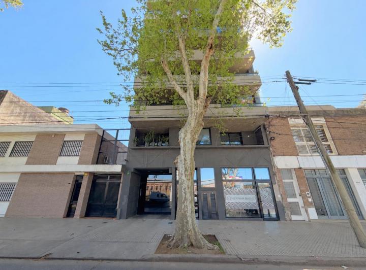 Departamento · 90m² · 4 Ambientes · 1 Cochera