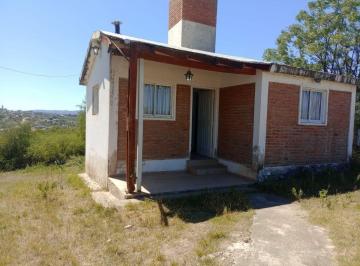 Casa · 110m² · 2 Ambientes · 1 Cochera · Se Vende Dos Casas en Estancia Vieja Oportunidad