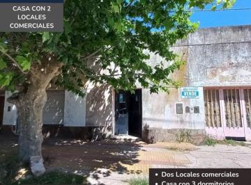 Casa · 210m² · 6 Ambientes · Propiedad Ideal Proyecto Comercial en Gral. Rojo