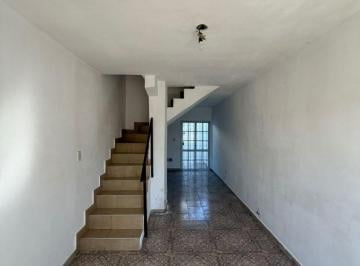 Casa de 3 ambientes, Merlo · Dúplex en Alquiler en Merlo
