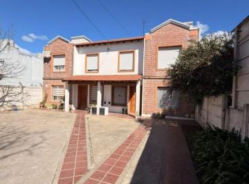Departamento · 10m² · 3 Ambientes · 1 Cochera · Alquiler Duplex 2 Dorm. Zona Terminal