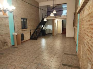 PH de 2 ambientes, Barracas · Departamento Estilo Loft, Funcional y de Generosas Dimensiones, Límite Entre Barracas y La Boca.