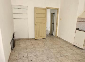 Casa en Alquiler de 5 ambientes General Pueyrredón · Casa en Alquiler — Dos Dorm.