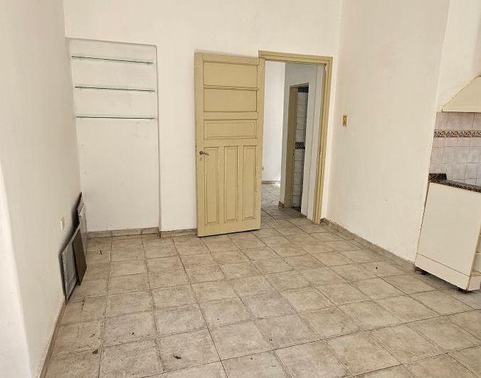 Casa · 1m² · 5 Ambientes · 1 Cochera