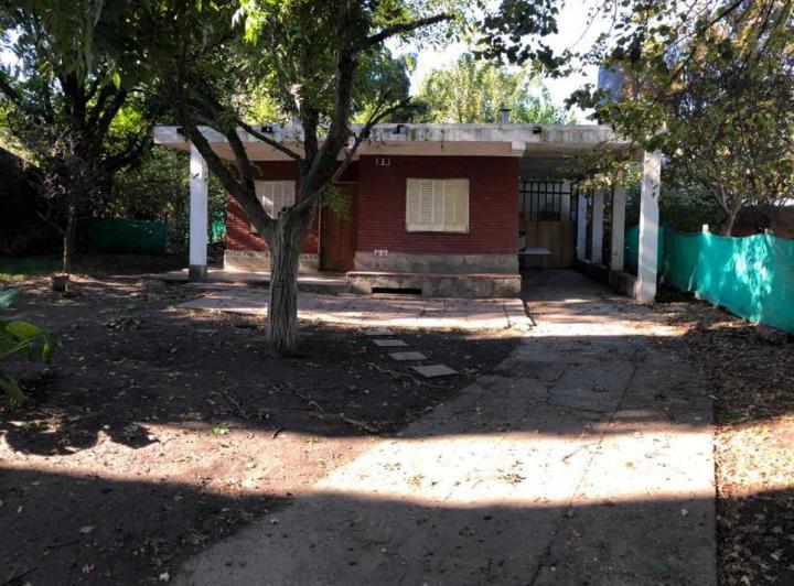 Casa · 50m² · 2 Ambientes · 3 Cocheras